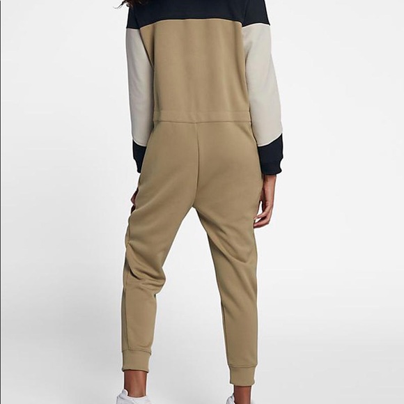 Nike Jumpsuit - Picture 3 of 6